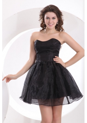 Classic Strapless Black Organza Short Dresses for Prom Court