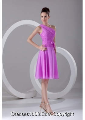 Single Shoulder Knee-length Ruching Chiffon Prom Dresses in Lilac