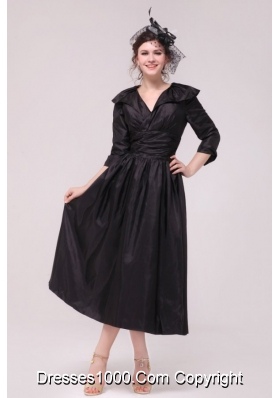 V-neck Half Sleeves Tea-length Taffeta Dresses for Prom in Black