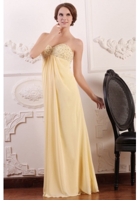 Light Yellow Empire Chiffon Prom Dress with Beaded Bust for Girls