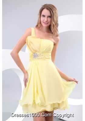 Light Yellow Empire One Shoulder Beading Chiffon Short Prom Dress