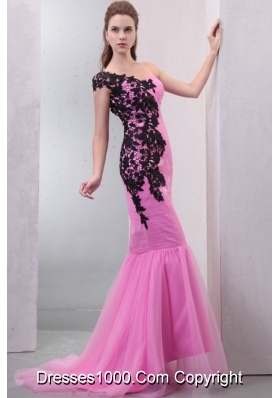 Rose Pink Mermaid Brush Train Dresses for Prom with Black Appliques