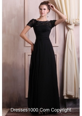 Short Sleeves Bateau Black Chiffon Prom Gowns with Brush Train