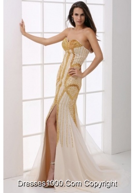 Fitted Champagne Sweetheart Column Beaded Decorate Prom Gown Dress