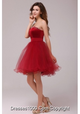 2014 Sweetheart Beading Knee-length Prom Dresses in Wine Red