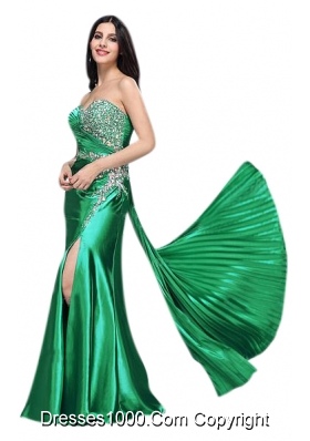 Expensive Green Sweetheart Prom Dress with Beading and Slit