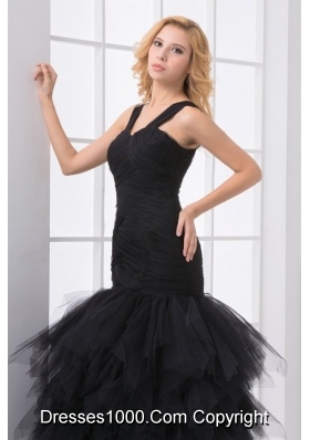 Elegant Black Tulle Made Prom Dress with Straps and Layered Skirt