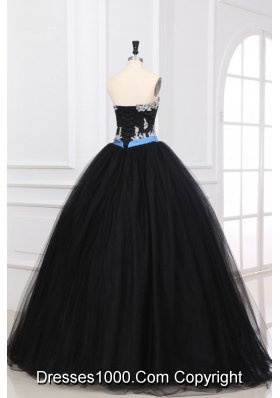 Black and White Appliques Decorate Organza Quinceanera Dress