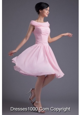 Cute Baby Pink Bateau Knee-length Chiffon Dress for Prom