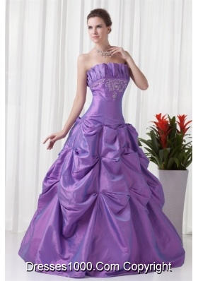 Cheap Strapless Lavender Quinceanera Dress with Embroidery and Pick-ups