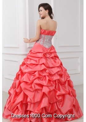 Pick Ups Handle Flowers and Sequins Red Dresses for Sweet 16