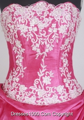 Elegant Ball Gown Strapless Floor-length Red Quinceanera Dress