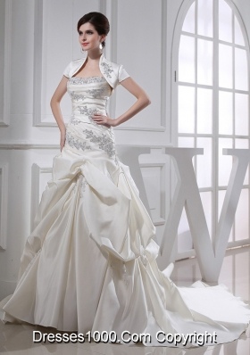 Puffy Strapless Appliques and Pick-ups Wedding Dress with Court Train