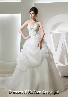 Puffy Sweetheart Pick-ups and Appliques Wedding Dress with Chapel Train