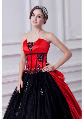 Cheap Strapless Appliques Pick-ups Black and Red Quinceanera Dress with Brush Train