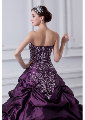 Cheap Eggplant Purple Sweetheart Embroidery and Pick-ups Quinceanera Dress