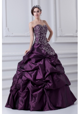 Cheap Eggplant Purple Sweetheart Embroidery and Pick-ups Quinceanera Dress