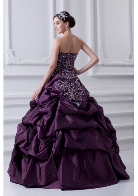 Cheap Eggplant Purple Sweetheart Embroidery and Pick-ups Quinceanera Dress