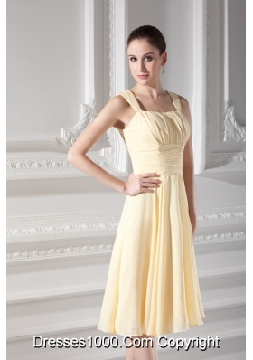 Empire Light Yellow Knee-length Short Prom Dress with Ruching