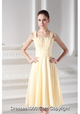 Empire Light Yellow Knee-length Short Prom Dress with Ruching