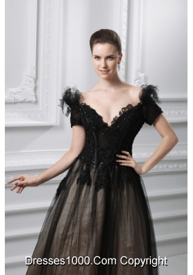 2014 New A-line Appliques V-neck Tulle Black Prom Dress