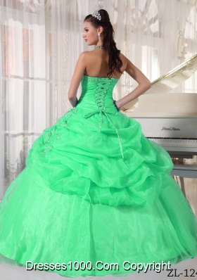 2014 Lovely Ball Gown Strapless Quinceanera Dress in Green with Appliques