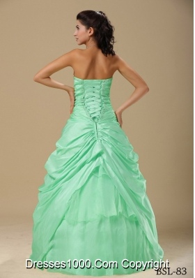 Cheap Column Ruching Prom Dress in Apple Green Hand Made Folwers