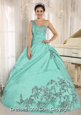 2014 Apple Green Beading Quinceanera Dress One Shoulder With Appliques