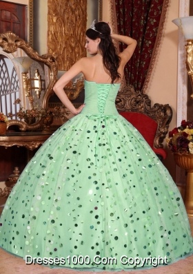 2014 Hot Apple Quinceanera Dress Green Sweetheart Ball Gown with Sequins