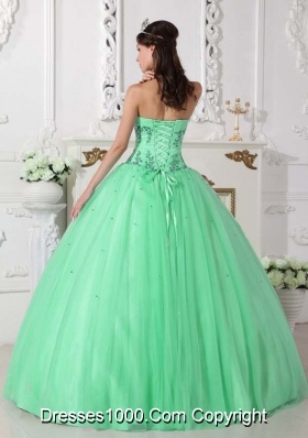 Quinceanera Dress in Apple Green Ball Gown Sweetheart with Beading and Appliques