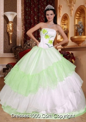Quinceanera Dress in Colourful Ball Gown Strapless with Embroidery