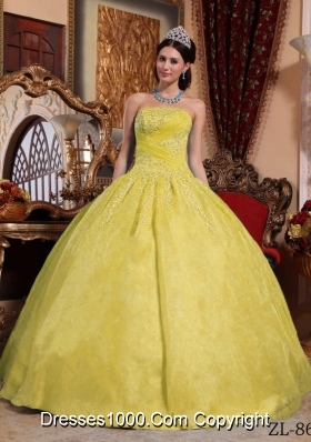 Cheap Strapless Organza Appliques Yellow Puffy Quinceanera Gown