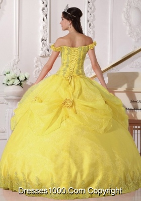 Off The Shoulder Appliques and Hand Made Flowers Yellow Quinceanera Gowns