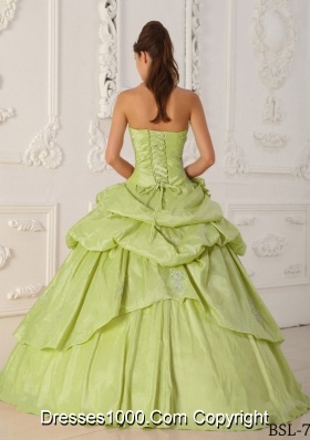 Princess Taffeta Beading Yellow Green Quinceanera Dresses Gowns with Pick-ups