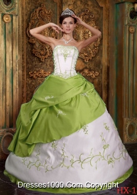 Yellow Green and White Strapless Sweet Sixteen Quinceanera Dresses with Embroidery