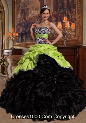 Yellow Green and Black Sweetheart Pick-ups and Ruffles Organza Quinceanera Dresses