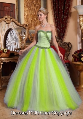 Discount Multi-color Sweetheart Tulle Beading Quinceanera Dress