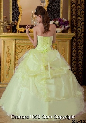 Elegant Strapless Organza Beading and Pick-ups for Yellow Green Quinceanera Dresses