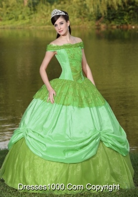 Green Off The Shoulder Dress For Quinceaneras with Appliques