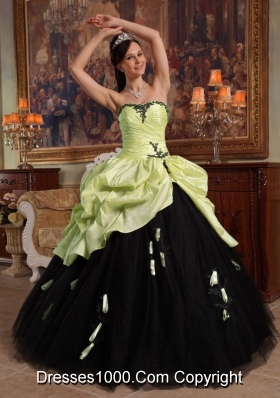 Yellow Green and Black Sweetheart Appliques and Pick-ups Quincenera Dresses