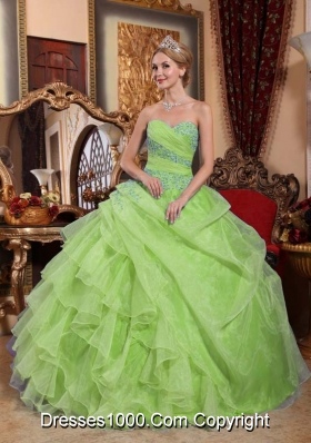 Yellow Green Sweetheart Organza Appliques Sweet Sixteen Quinceanera Dresses with Ruffles