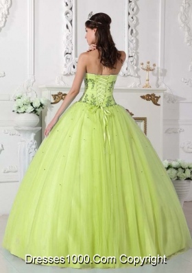 Yellow Green Sweetheart Tulle Appliques and Beading Quinceaneras Dress