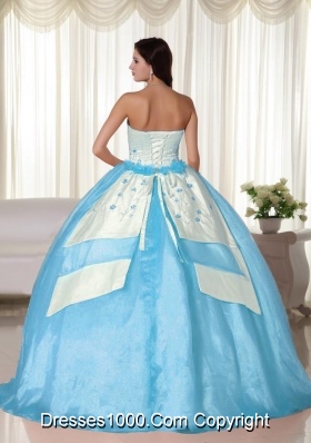 Aqua Blue Ball Gown Strapless Floor-length Quinceanera Dress with Organza