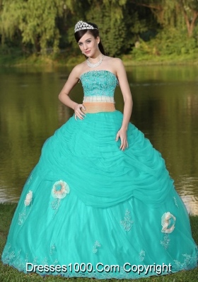 Tulle Strapless Apple Green Quinceanera Dress For Girl With Flower Beaded Decorate