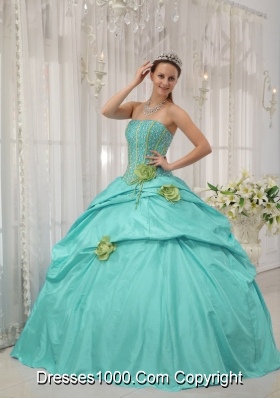2014 Pretty Apple Green Ball Gown Strapless Beading Quinceanera Dress with Hand Made Flowers