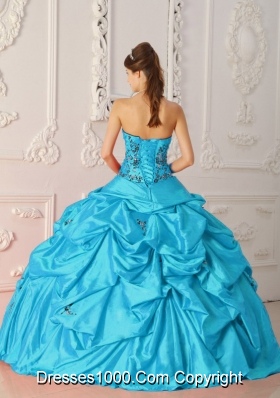 Aqua Blue Ball Gown Strapless Floor-length Quinceanera Dress with Taffeta Appliques