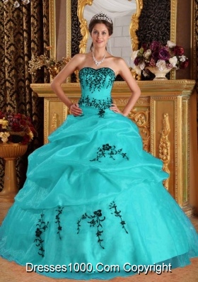 Turquoise Ball Gown Sweetheart Quinceanera Dress  with Organza Embroidery