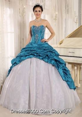 Luxurious Blue and White Quinceanera Dress With Embroidery Sweetheart Pick-ups 2013