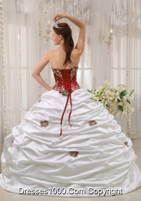 Puffy Sweetheart 2014 New Style Quinceanera Dresses with Embroidery