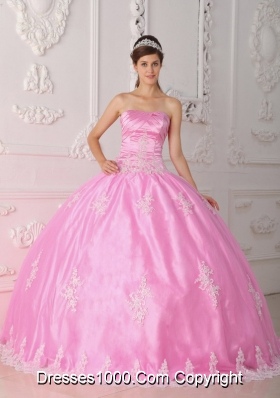 2014 Romantic Pink Ball Gown Strapless Lace Quinceanera Dress with Appliques